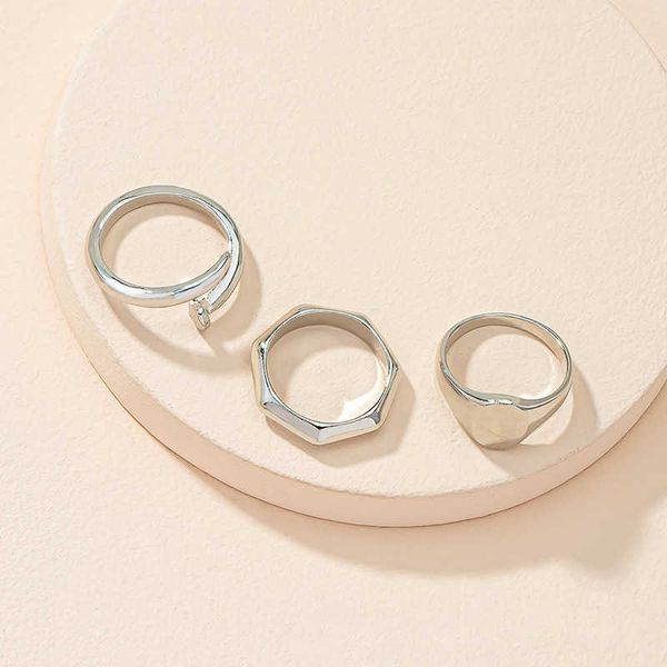 Anneau de style ongle de conception personnalisée ouverture géométrique minimaliste pour les femmes avec A de CART RING ORIGINAL