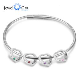 Nom gravé personnalisé Bracelet de charme de coeur avec incrusté 26 Gift de bracelets personnalisés en acier inoxydable pour la famille 240507