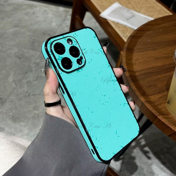 Funda personalizada para iPhone Funda de cuero con letra inicial de monograma para iPhone 15 14 14plus 13 12 11 Pro Max XS XR 7 8Plus Diseñador de lujo L flor Funda para teléfono Funda de moda