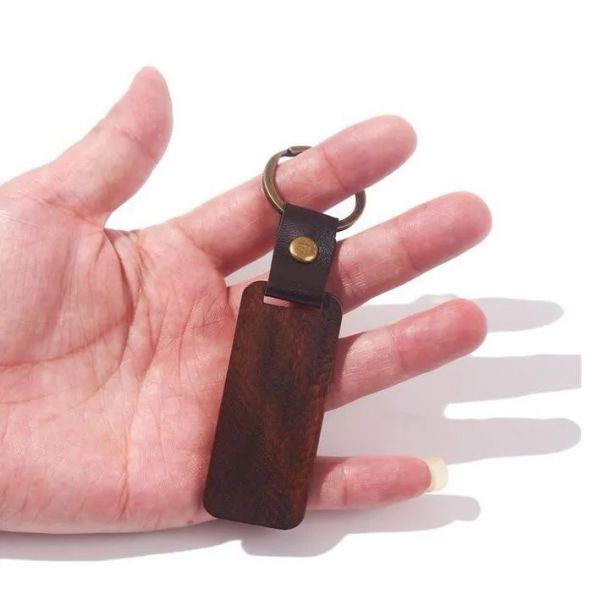 Porte-clés en cuir personnalisé, pendentif en bois de hêtre, sculpture, décoration de bagages, bricolage, cadeau de vacances, vente en gros