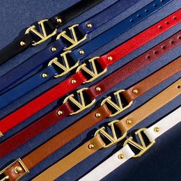 Gepersonaliseerde nieuwe Vv brief hanger kleurrijke Lederen Armband Punk Hip Hop armbanden Designer Sieraden M020011