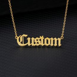 Collares de nombre personalizados en inglés antiguo para mujeres y hombres, collar con colgante de cadena de acero inoxidable de Color dorado y plateado, joyería