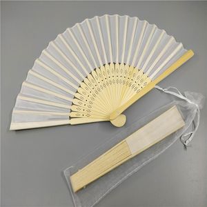 Gepersonaliseerde bruiloft Gunst Silk Fan Doek Hand Fan Gift