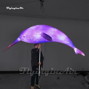 Marionnette de narval gonflable violette personnalisée, ballon d'animal marin, baleine à dents gonflable avec défense pour spectacle de défilé