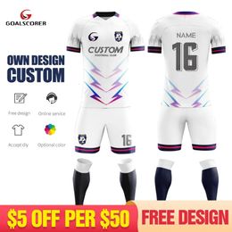 Gepersonaliseerde sublimatie Custom plus groot formaat voetbaluniformen voetbalteam jersey sets voor mannen met geborduurde W036 240426