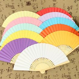 Gepersonaliseerde Bruiloft Fan Aangepaste Logo Handgemaakte Folding Fan Wedding Party Gunst Geschenken Giveaways voor Guest LX1637