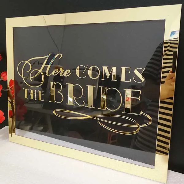 Nom de mariage personnalisé Miroir Gold Cadre acrylique bienvenue Invités Word signes de mariage Partor Favoule
