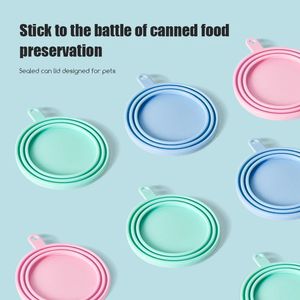 Bols pour animaux de compagnie Couvercle universel scellé en silicone réutilisable Gardez la couverture fraîche Cuillère d'alimentation Ensemble Cuillère en conserve Ouvre-boîte Chien chat