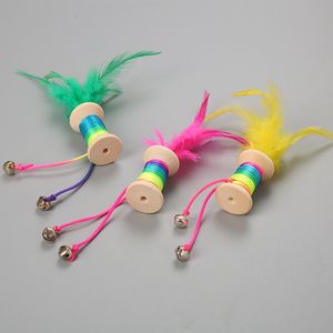 Juguete rodante de madera para gatos, correas coloridas, campana de plumas con juguete interactivo para gatitos, juguete interactivo para gatos