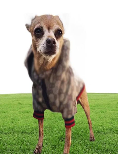 Pet Dog Apage Classic Marca Patrón de moda Dogs Sweatshirts lindas sudaderas con capucha de peluche ropa Pequeña ropa exterior para perros9474302