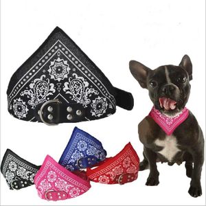 Chien de compagnie Bandana Écharpe Foulard Chien Banda Triangle Réglable Écharpe Colliers Pet Chat Chiot Colliers Chien Accessoires Écharpes Imprimées LSK81