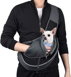 Pet Dog Sling Puppy Sling Bag Petits Chiens Chats Sangle Réglable Maille Main Libre Chien Cartable 0622