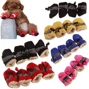 Beschermende schoenen voor huisdieren 4 stuks Antislip puppyschoenen Waterdicht Winter Hond Antislip Regen Snowboots Schoeisel Dik Warm Voor Prewalkers Sokken Laarsjes 231101