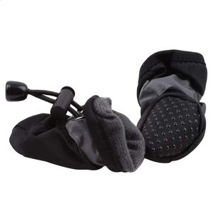 Chaussures de protection pour animaux de compagnie Chaussures pour chiens de compagnie Chaussures antidérapantes imperméables pour chiots Chihuahua Bottes de marche Hiver Chaud en velours côtelé Chiot Chat Chaussettes Accessoires pour pattes d'animaux 231110