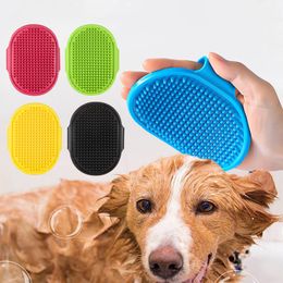 Champú para mascotas Cepillo de baño Masaje calmante Peine de goma Guante de aseo para perros de silicona con mango de anillo ajustable para el cuidado de perros y gatos de pelo largo y corto