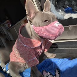 Huisdieren maskers beschermende hond snuit ademende huisdier anti bijten mond dekking buiten sporthonden masker twee kleuren hondenkleding