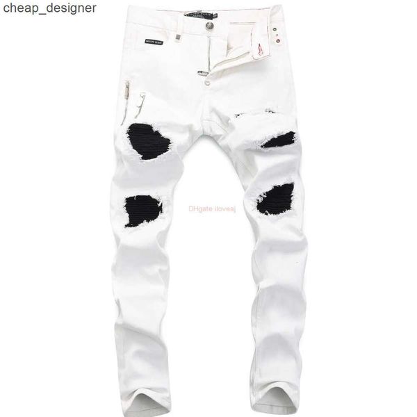 Philipp Plein Ropa de diseñador Amires Jeans Pantalones de mezclilla Amies 22 Marca de moda Jeans para hombre Alta calidad Área grande Parche perforado Bordado Lavado Sma CZMP