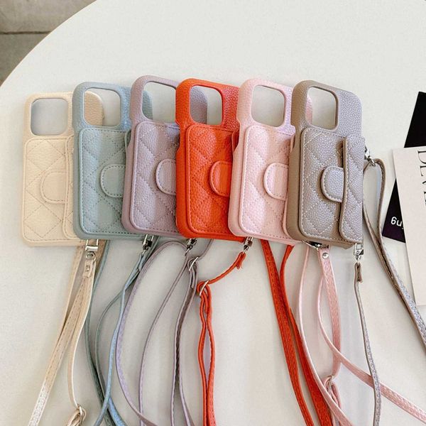 Concepteur de boîtier de téléphone pour iPhone 15 Pro Max 14 plus 13 12 11 Promax Creative Card Insertion Crossbody Strap Hanger Wholesale