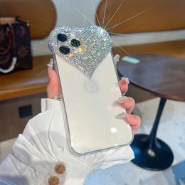 Étui de téléphone Flash 3D Love Diamond Camera Lens pour iPhone 14 11 13 Pro Max X XS XR 7 8 Plus Deluxe Strass Transparent Cover 231104