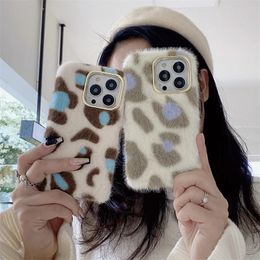 Moskado – coque de téléphone à motif imprimé léopard, en peluche, pour iPhone 14 11 13 Pro Max X XR XS 7 8 Plus, coque arrière en TPU souple, 231104