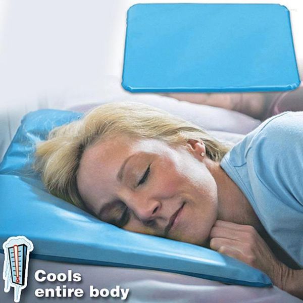 Almohada 1pc Verano Hielo Frío Masajeador Terapia Insertar Chillow Muscle Neck Cooling PVC Pad Mat Gel R U9Y2