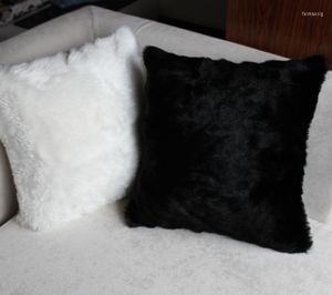 Oreiller 45 45 cm style européen Milky blanc / couleur noire en fausse fourrure couvercle canapé décoration de maison en peluche