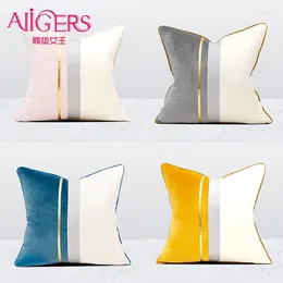 Oreiller Avigers Velvet Leather Patchwork Couvre les étuis bleu bleu marine jaune gris pour le salon de la chambre