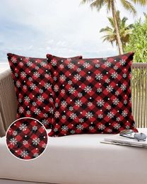 Funda de almohada 24PCS Funda de cojín para exteriores Navidad Nevando Cuadros rojos Copo de nieve Funda de almohada Funda Sofá Coche Decoración del hogar Funda de almohada 231027