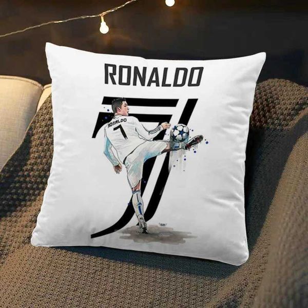 Couvercle coussin coussin CR7 COUVERTURE CRISTIANO RONALDO COIS SOILS SOFFORME DE FOOTBALLE DÉCORD DE LITRE DAKIMIMAKURA Cadeaux d'anniversaire T240422