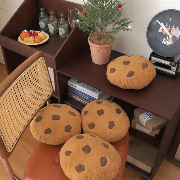 Almohada Linda galleta Ins Wind Felpa Dormitorio Sala de estar Sofá Estilo chocolate Regalo de cumpleaños Silla de algodón PP suave Coche