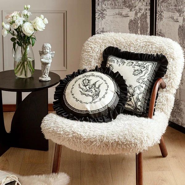 Coussin de la ferme d'oreiller couvre les couvertures en dentelle vintage douce noire blanc wabi sabi country roux de route de luxe décor de canapé
