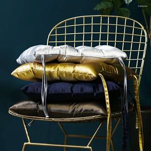 Oreiller de décoration intérieure siège de bureau nordique de style luxe couleur unie solide en argent doré canapé de canapé en satin carré