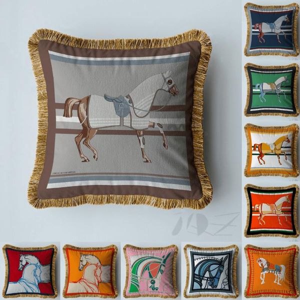 Oreiller cheval imprimé couverture de luxe décor à la maison gland taie d'oreiller pour canapé chaise salon corps chambre Plaid Chucky