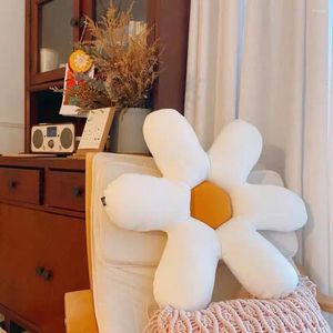 Pillow Ins Style Small Daisy Flower Car jet canapé Rest Sunflower chaise surdimensionnée