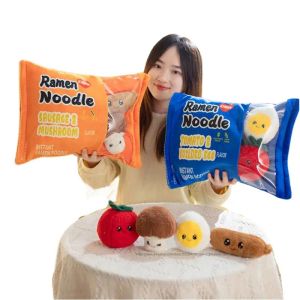 Kussen Instant ramen noedel pluche kussen grappige voedsel plueshie tas gekookte eier tomaten champignon sausballen snack knacks creatief cadeau