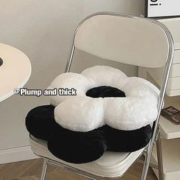 Oreiller Kawaii en peluche à fleurs, doux, pour bureau, soutien lombaire, chaise de classe, taille, décoration de voiture pour fille