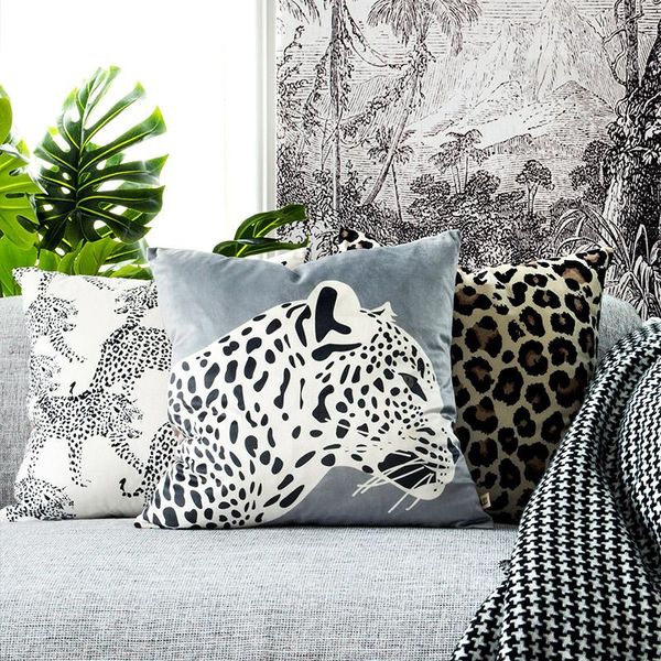 Housse de coussin imprimée léopard, étui décoratif mignon, Collection d'animaux modernes, Coussin en velours doux, décoration de canapé et de chaise, pour la maison