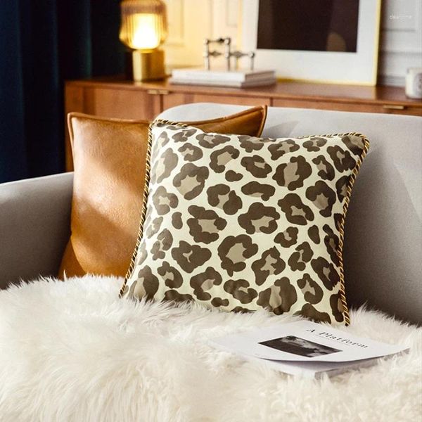 Oreiller imprimé léopard, étui de luxe en velours, housse décorative douce pour canapé, chaise, décorations de maison pour salon