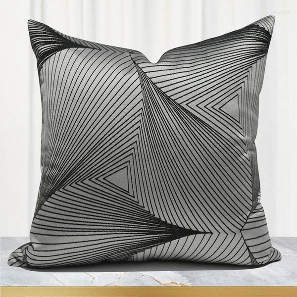 Oreiller Style moderne couverture lumière luxe gris foncé rayé décoratif oreillers cas échantillon chambre canapé chaise dossier taie d'oreiller