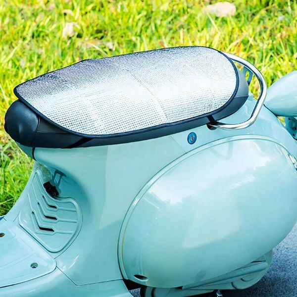 Couvercle de siège de moto d'oreiller étanche à scooter d'été Isolation thermique de la plaquette solaire Empêcher la protection