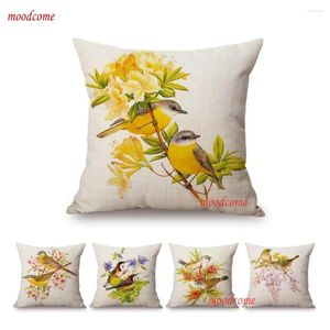 Almohada pájaros de la selva tropical con planta floral de flores Estilo de decoración del hogar