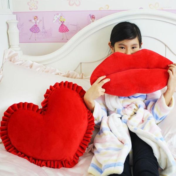 Oreiller en peluche avec cœur rouge, lèvres d'amour, cadeau de mariage à domicile, décoration de fête des mères, accessoires pour bébé