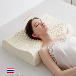 Kussen Thailand Natuurlijke Latex Slaaphals Orthopedische Cervicale voor Side Back Sleepers Extra zachte vrouwen beddengoed