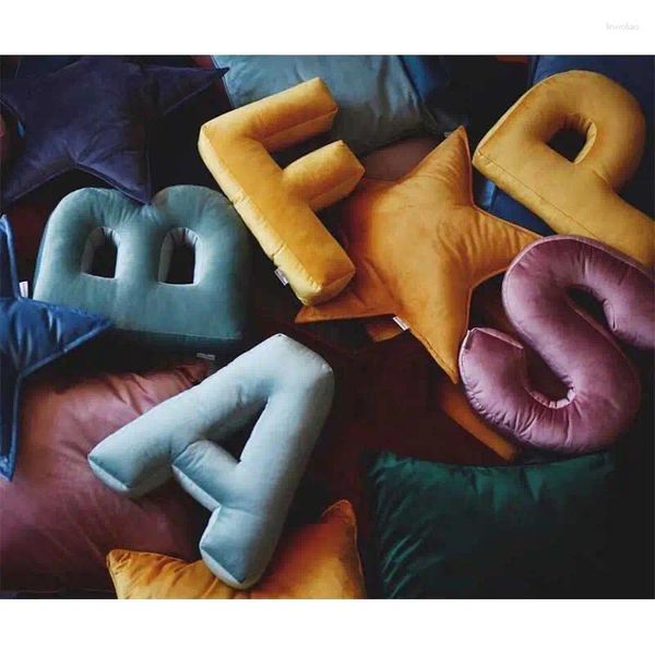 Pillow Velvet Letter Throw Alphabet Carta personalizada Regalo para niños Regalo respaldo de juguete Proporro para el hogar Decoración del hogar