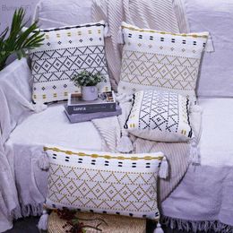 Oreiller tissé couvercle de boîtier boho décoratif tufté jet de gland à la main pour canapé de lit nordique décor de printemps nordique