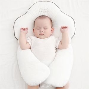 Kussens Vormgevend hoofdkussen voor baby's Ademend comfort Kussenbescherming voor plat hoofdsyndroom Slaaphouding Gids Ontwerp 220909