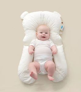 Oreillers born Baby Shaping Pillow Réglable Anti-renversement Side Sleeping Pillow Positionnement Apaisant Bébé Oreillers 230705