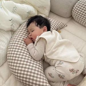 Kussens ins Baby Moon Soothing Pillow Plaid Super Soft Children's Sleeping Breast Feeding Cushion Born Bedding Decoration 60cm 230516