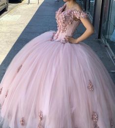 Rose perlé 2021 robes de Quinceanera dentelle florale 3D appliquée sur l'épaule fleur douce 16 robe robes de reconstitution historique robes de 15 2946925