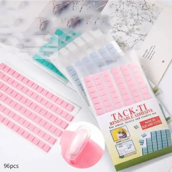 Pink Blue Nail Adhesivo Galle Clay reutilizable gel pegajoso para la práctica de arte de uñas soportador de exhibición Falsas Herramientas de manicura